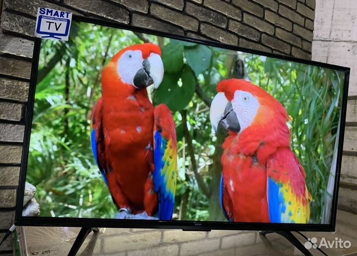 Новый телевизор 100 см с заряженным SMART TV