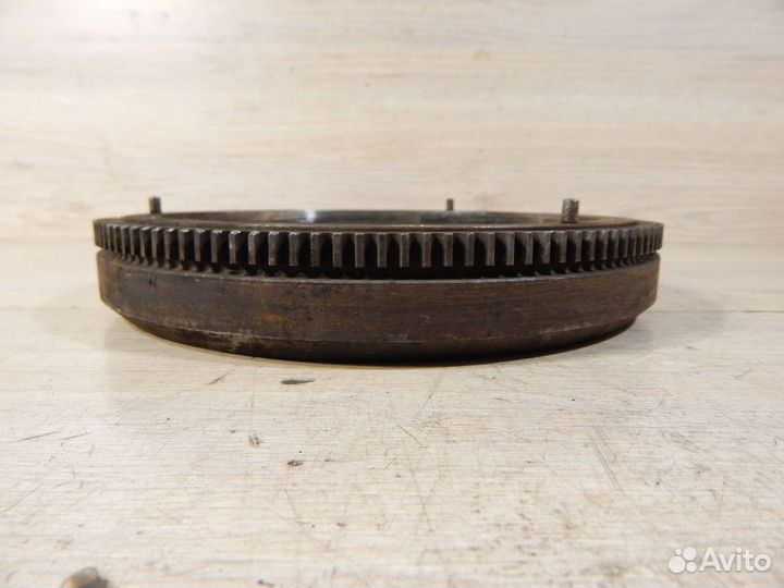 Маховик VW Passat B3/B4 1.8L