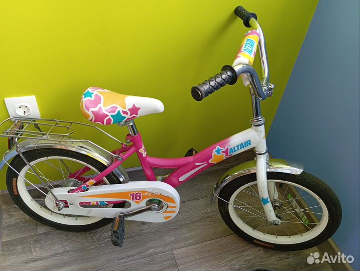 Велосипед для девочки 6 лет