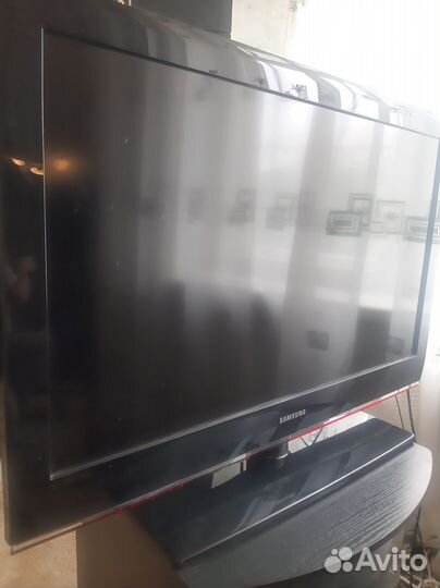 Телевизор samsung