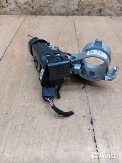 Замок зажигания Opel Astra J A16XER 2010