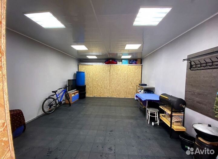 Пвх плитка для магазина