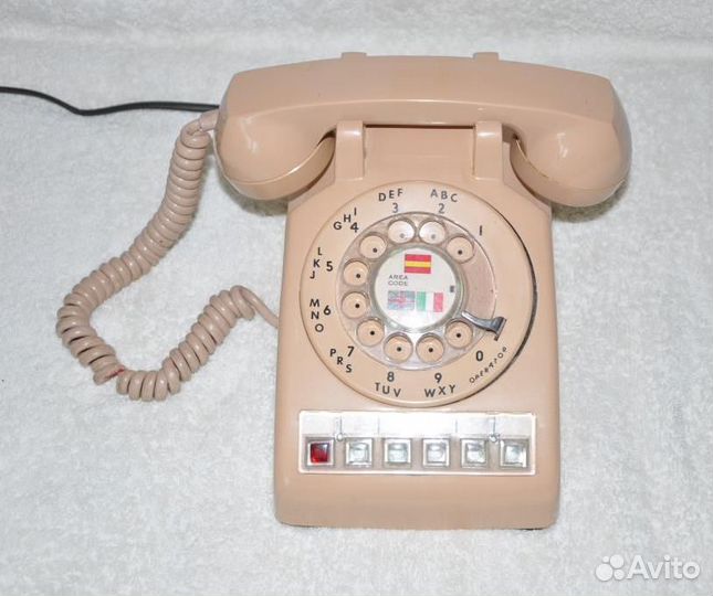 Телефонный аппарат США