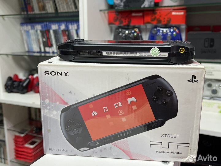 Sony PSP street в коробке + 70 игр + 64 гб