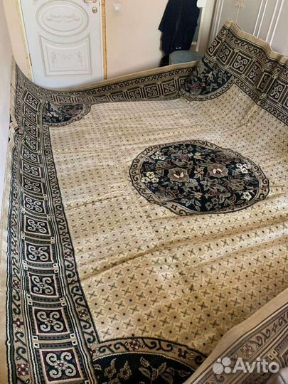 Ковер новый