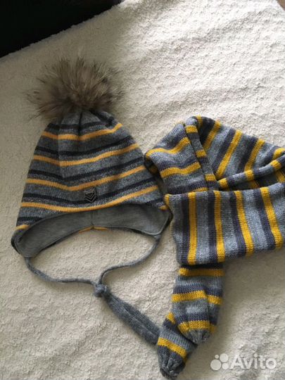 Шапка и шарф комплект на 2-4 года