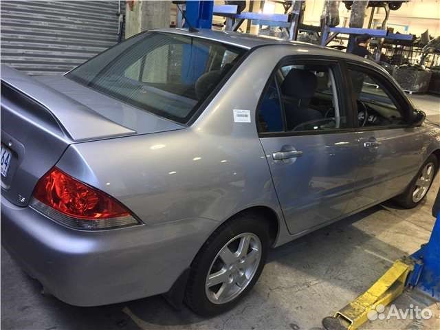 Разбор на запчасти Mitsubishi Lancer 9 2003-2006