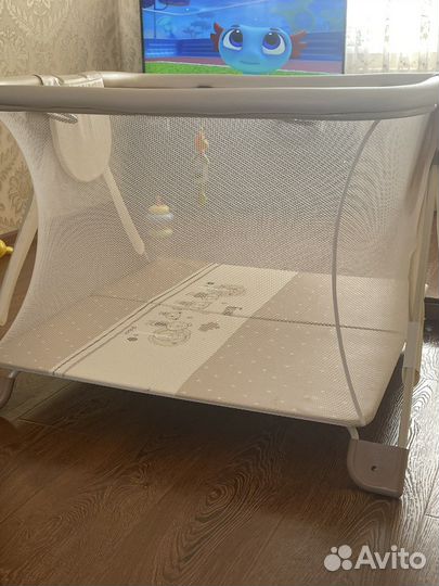 Манеж детский складной