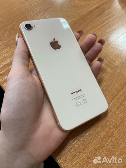 iPhone 8, 64 ГБ