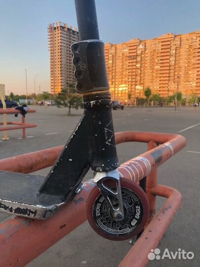 Трюковой самокат