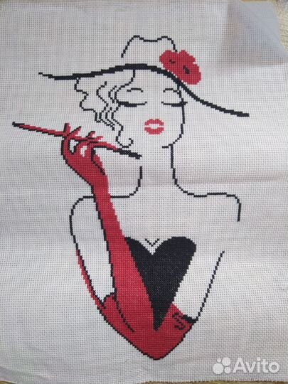 Вышивка монохром