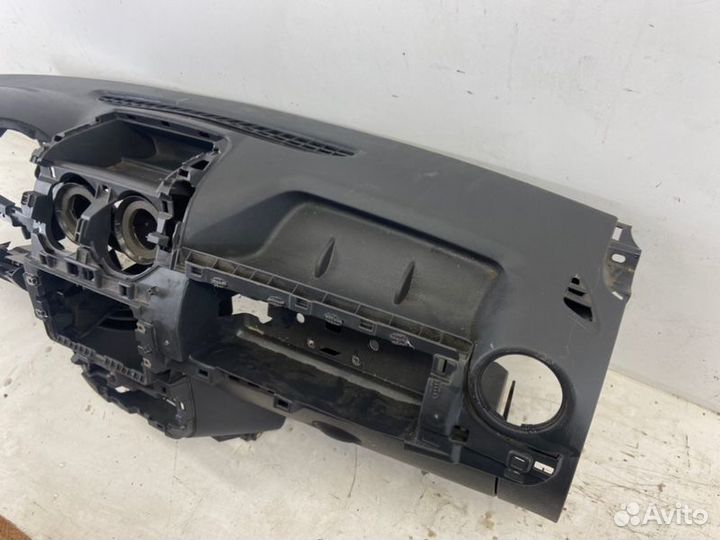 Торпедо Renault Duster 2010