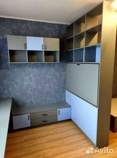 Рабочая зона у окна