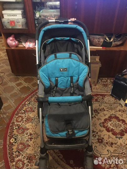 Коляска прогулочная