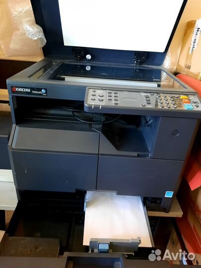 Продам мфу Куосера 1800/2200