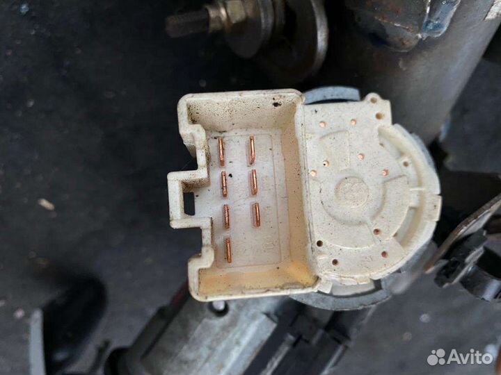 Замок зажигания toyota yaris 2 N0502241256B