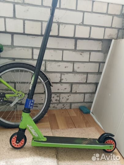 Трюковой самокат