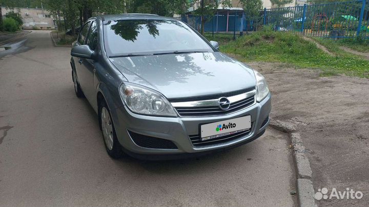 Opel Astra 1.6 МТ, 2012, 190 000 км