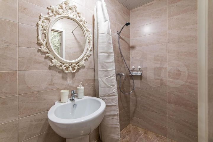 Комната 10 м², 1/5 эт.