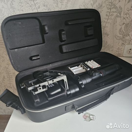 Стэдикам Zhiyun Crane 2 + Хват Zhiyun Crane-eh002