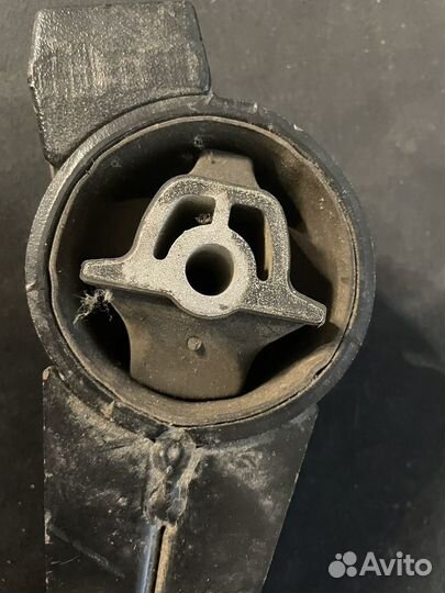 Кронштейн для двигателя