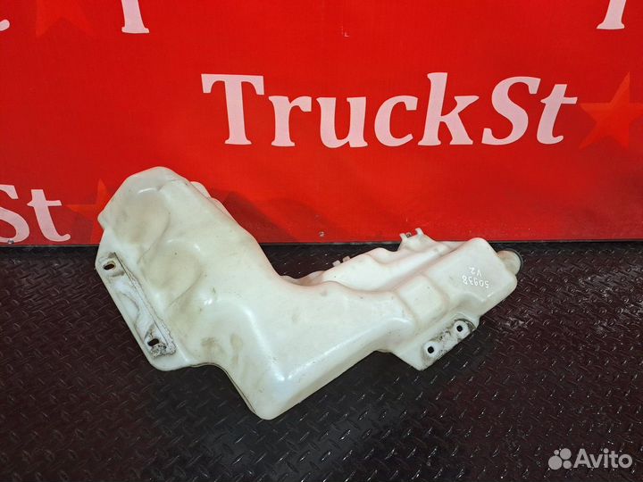 Бачок омывателя лобового стекла