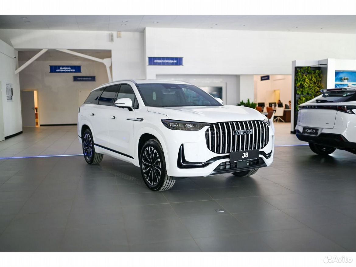 JAECOO J8 2.0 AMT, 2026
