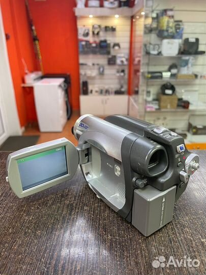 Видеокамера Panasonic VDR-D150