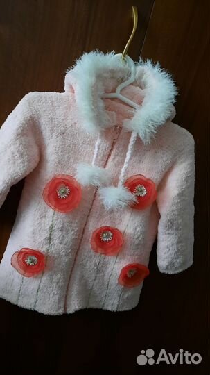 Продам варежки, детские костюмы и вязанные вещи