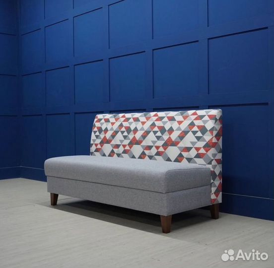 Диваны в ресторан или бар 104