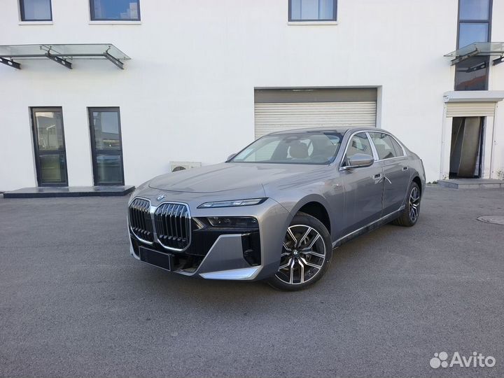 BMW 7 серия 3.0 AT, 2023