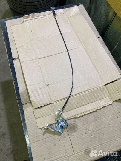 Замок сидений право лево Toyota Camry 70