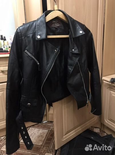 Женская весенняя куртка