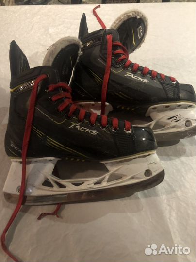 Коньки CCM super tacks профессиональные
