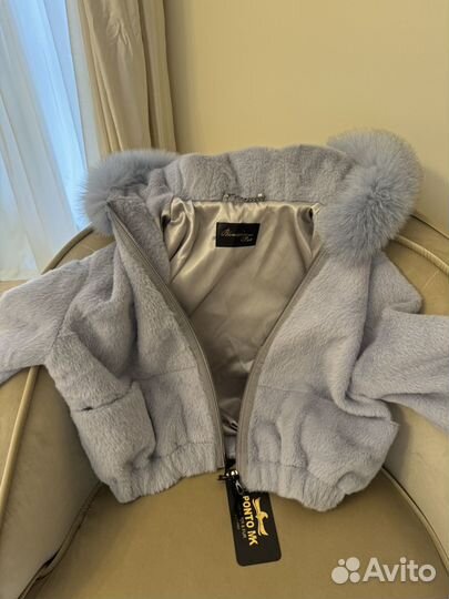 Куртка женская,M