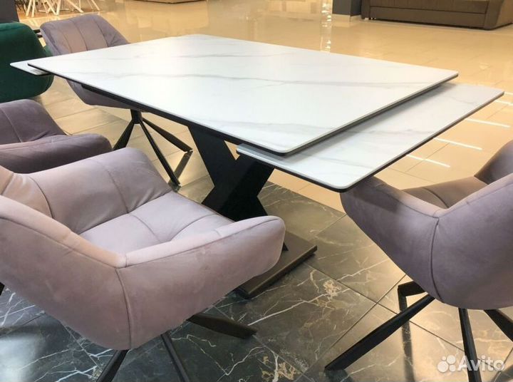 Стол повашимразмерам SVR-35428