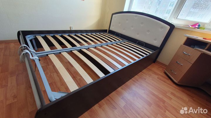 Кровать 200х160 с ПМ
