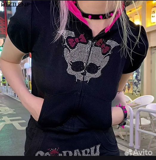 Толстовка женская монстр хай