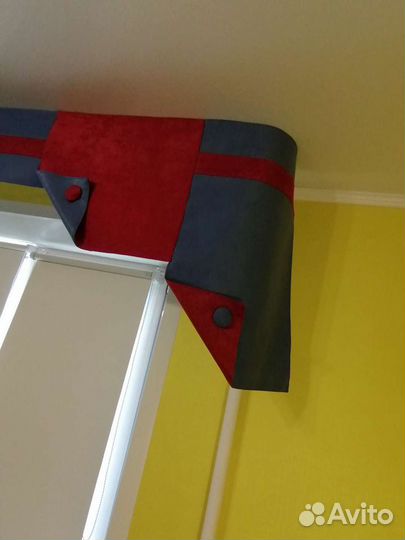 Ламбрекен в комнату для мальчика