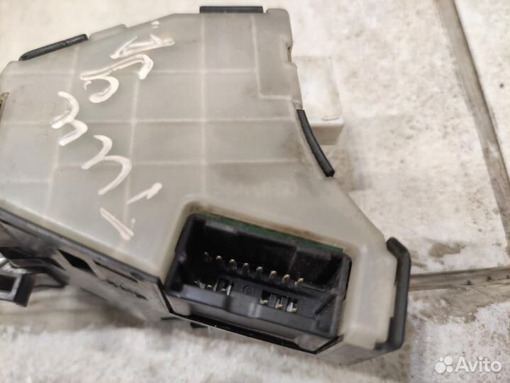 Переключатель стеклоочистителей Nissan Tiida 1 C11