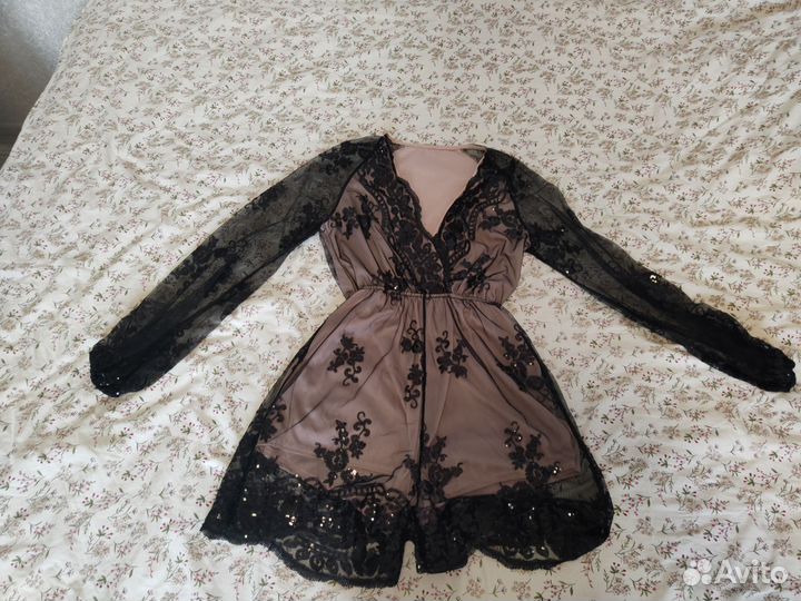 Нарядный вечерний костюм