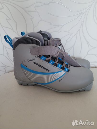 Лыжные ботинки классические