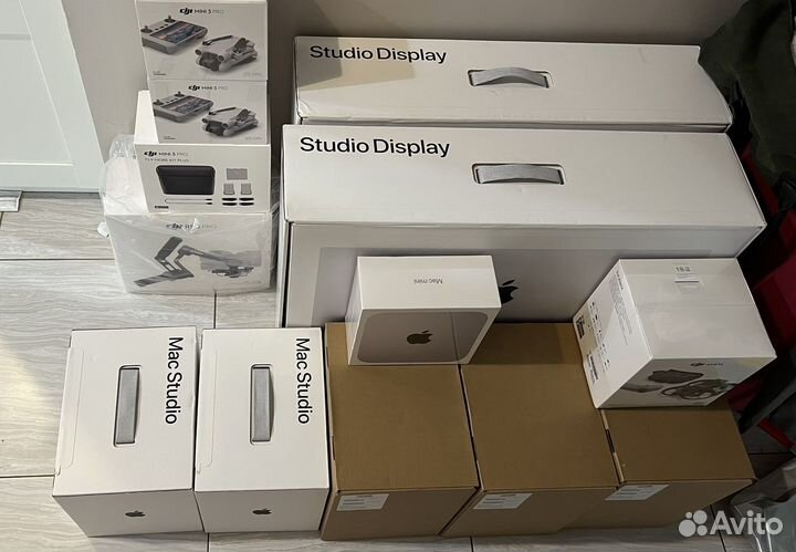 Apple Studio Display + Mac studio M1 Max 2023