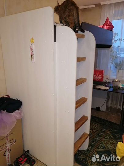 Кровать чердак