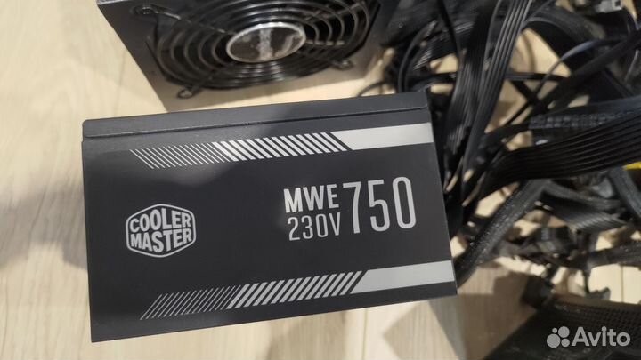 Блоки питания 700w+ много разных