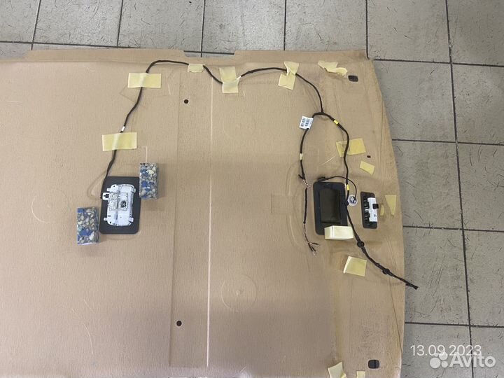 Общивка потолка на Reno Duster