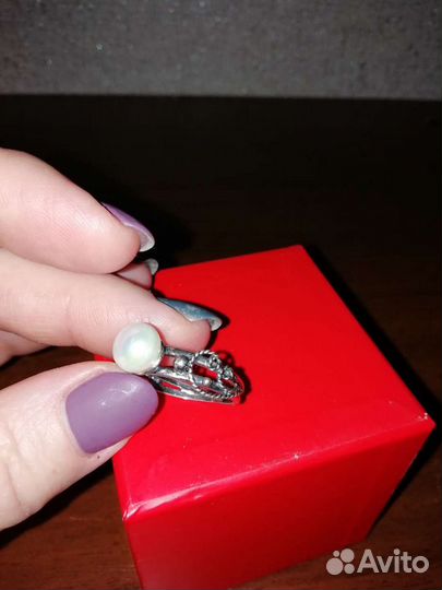 Серебряное кольцо с жемчугом