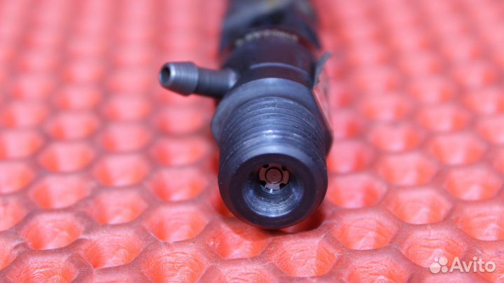 Форсунка топливная Hyundai Terracan HP J3 33801-4X