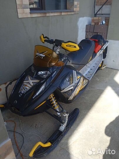 Ski-doo mxz renegade x800
