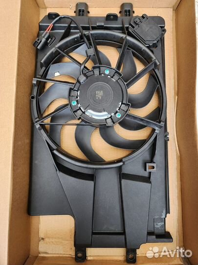 Вентилятор охлаждения радиатора